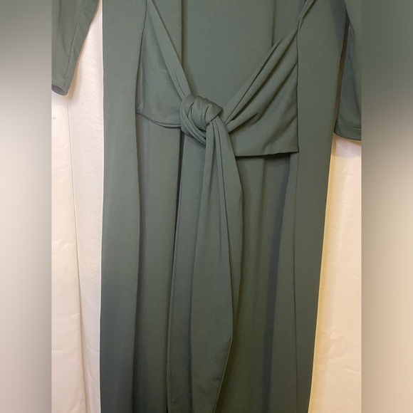 NWT ZARA Rich Green 3/4 Sleeve Crew Neck Long Evening Dress w Tie Front Size M - Picture 13 of 14